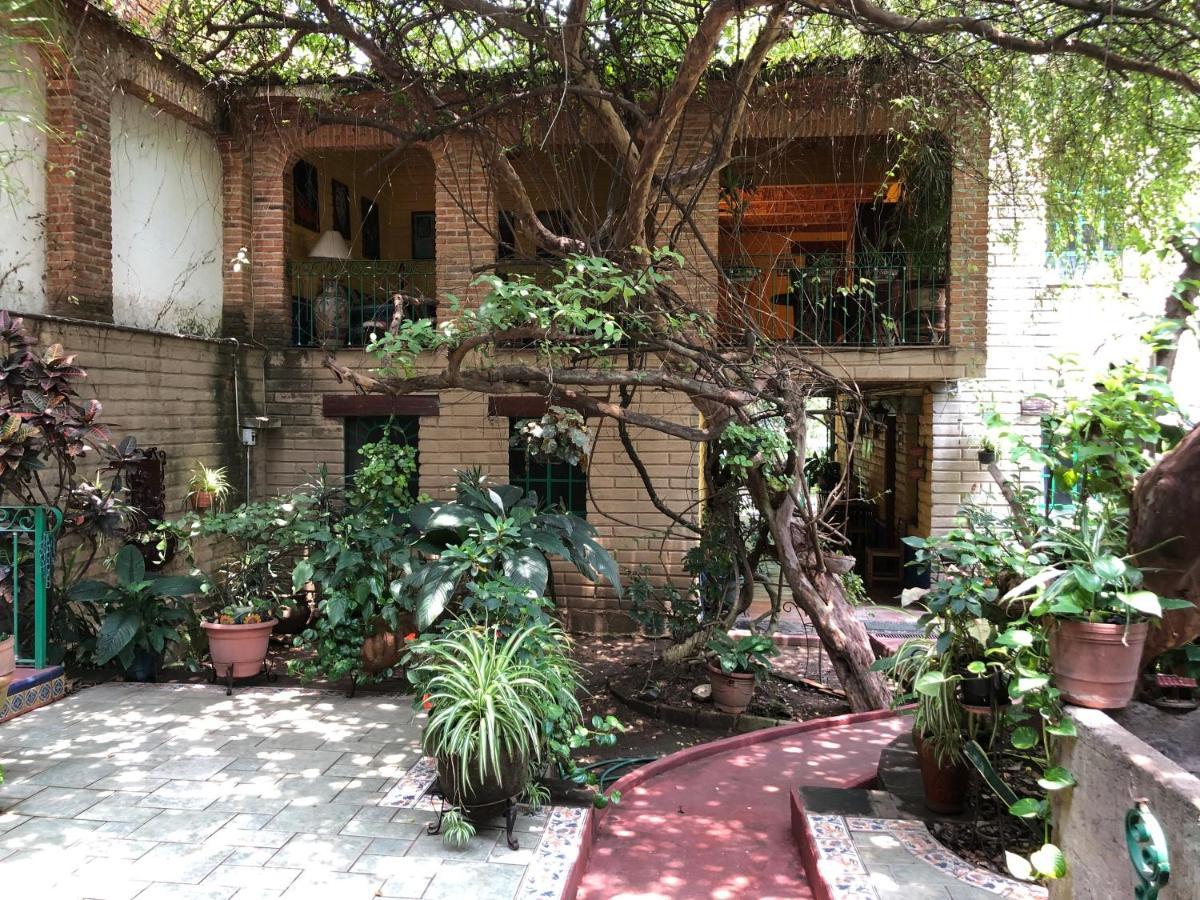 Casa Del Retono Bed & Breakfast Tlaquepaque Bagian luar foto