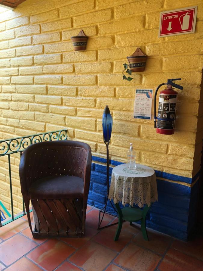 Casa Del Retono Bed & Breakfast Tlaquepaque Bagian luar foto