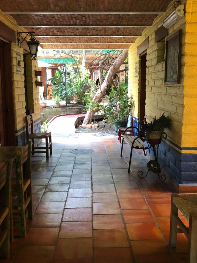 Casa Del Retono Bed & Breakfast Tlaquepaque Bagian luar foto