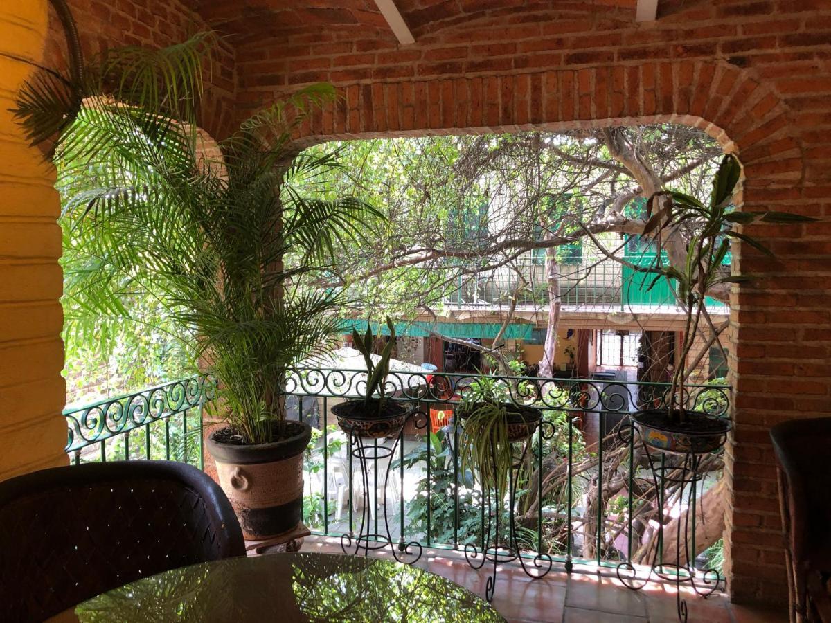 Casa Del Retono Bed & Breakfast Tlaquepaque Bagian luar foto